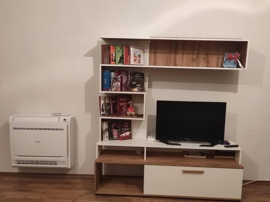 Modern Apartment In Tirana Kültér fotó